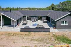 Ferienhaus - Ferienunterkunft in Blåvand (24 Personen)