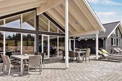 Ferienhaus - Ferienunterkunft in Blåvand (18 Personen)