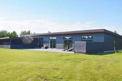 Ferienhaus - Ferienunterkunft in Væggerløse (14 Personen)