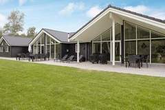 Ferienhaus - Ferienunterkunft in Væggerløse (16 Personen)