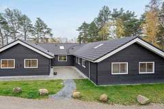 Ferienhaus - Ferienunterkunft in Væggerløse (18 Personen)