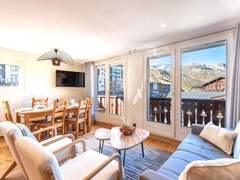 Ferienwohnung - Ferienwohnung Chalet Club (Val Claret)