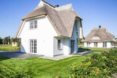 Ferienhaus - Seeschwalbe 60 - Ferienunterkunft in Fuhlendorf (4 Personen)