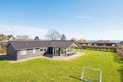 Ferienhaus - Ferienunterkunft in Børkop (10 Personen)