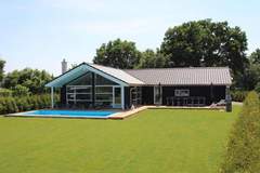 Ferienhaus - Poolhaus 140 qm - Ferienunterkunft in Dümmer (12 Personen)