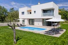 Ferienhaus, Exklusive Unterkunft - Villa Amaris - Ferienunterkunft in Novigrad (8 Personen)