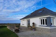 Ferienhaus - Ferienhaus mit Meerblick Cléder 10 Pers - Ferienunterkunft in Cleder (10 Personen)