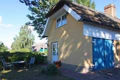 Ferienwohnung - Ferienwohnung Lange Wieck am Darß - Ferienunterkunft in Wieck am Darß (2 Personen)