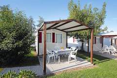 Ferienhaus, Wohnmobil - Caravanpark San Benedetto Camping Relais Peschiera / MH Miami - Ferienhaus (Mobil Home) in Peschiera (2 Personen)
