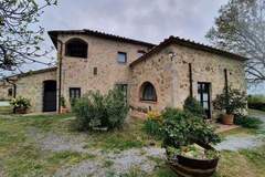 Ferienhaus - Appartamento Vista Montagna - Ferienunterkunft in Seggiano (4 Personen)