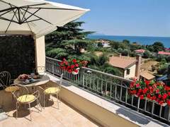 Ferienwohnung - Ferienwohnung La Terrazza Di Dinky