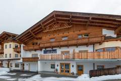 Ferienwohnung - Gartenapartment 8 Fam Zahlen - Ferienunterkunft in Neustift (6 Personen)