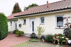 Ferienhaus - Doppelhaushälfte links - Ferienunterkunft in Lubmin (3 Personen)