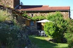 Ferienhaus - Gite du Pradal - Ferienunterkunft in Ally (4 Personen)
