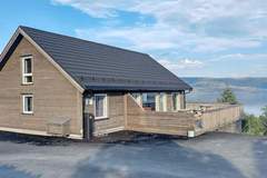 Ferienhaus - Ferienunterkunft in Leka (8 Personen)