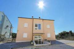 Ferienwohnung - Apartment Punta C - Ferienunterkunft in Premantura (4 Personen)