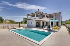 Ferienhaus, Exklusive Unterkunft - Villa Dream - Ferienunterkunft in Premantura (9 Personen)