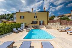 Ferienhaus - Casa Alberta - Ferienunterkunft in Rovinjsko selo (10 Personen)
