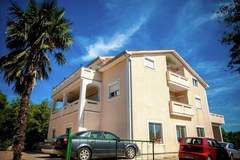 Ferienwohnung - Apartment Dani - Ferienunterkunft in Malinska (4 Personen)