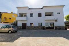 Ferienwohnung - Apartment Hrzic Andre - Ferienunterkunft in Malinska (4 Personen)