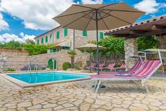 Ferienhaus, Exklusive Unterkunft - Milka - Ferienunterkunft in Crikvenica (4 Personen)