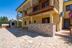 Ferienwohnung - Apartment Korta - Ferienunterkunft in Porec (4 Personen)