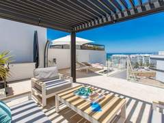 Ferienwohnung - Ferienwohnung Serenebay Apartment SeaView/Roof Terrace