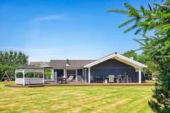 Ferienhaus - Ferienunterkunft in Nexø (8 Personen)