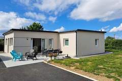 Ferienhaus - Ebenerdiges Ferienhaus Cleder - Ferienunterkunft in Cleder (6 Personen)