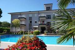Ferienwohnung - RAFFAELLO 1 19 B6 - Ferienunterkunft in Caorle (5 Personen)