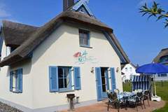 Ferienhaus - Ferienunterkunft in Glowe (6 Personen)