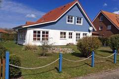 Ferienhaus - Ferienunterkunft in Wiek (4 Personen)