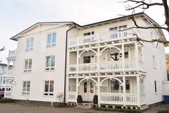Ferienhaus - Ferienunterkunft in Binz (4 Personen)