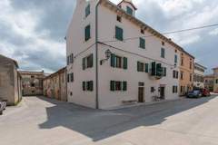 Ferienhaus - Ferienunterkunft in Svetvincenat (8 Personen)
