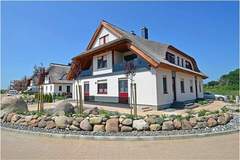 Ferienhaus - Ferienunterkunft in Glowe (5 Personen)