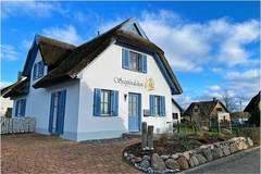 Ferienhaus - Ferienunterkunft in Glowe (6 Personen)