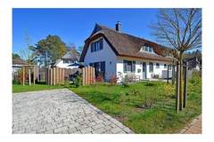 Ferienhaus - Ferienunterkunft in Glowe (5 Personen)
