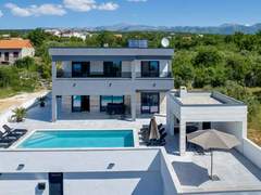 Ferienhaus, Exklusive Unterkunft - Ferienhaus, Villa Solis
