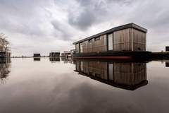 Houseboat - Paviljoenwei 4  Sneek Offingawier 'Boatique Sneek' - Ferienunterkunft in Offingawier (4 Personen)