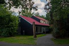 Ferienhaus - Waterpark De Bloemert 3 - Ferienunterkunft in Midlaren (12 Personen)
