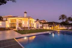 Ferienhaus - Ferienunterkunft in Estepona (10 Personen)