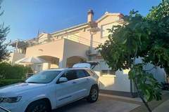 Ferienhaus - Ferienunterkunft in Vodice (4 Personen)