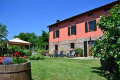 Ferienhaus - Casale Liana Dodici - Ferienunterkunft in Castiglione di Garfagnana (12 Personen)