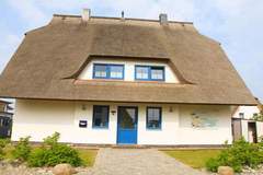 Ferienhaus - Ferienunterkunft in Dranske (6 Personen)