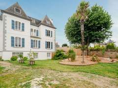 Ferienhaus, Exklusive Unterkunft - Ferienhaus, Villa Blanc Castel