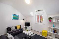 Ferienwohnung - Apartments Katarina - Two-Bedroom Apartment (4 Adults) - Između Ribnjaka Street no.1 - #3 - Ferienunterkunft in Dubrovnik (4 Personen)