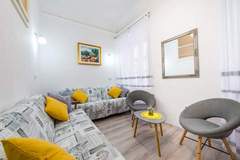 Ferienwohnung - Old Town Finest - Two-Bedroom Apartment (4+2 Adults) - Lucarica 4 Street (First floor) - Ferienunterkunft in Dubrovnik (6 Personen)