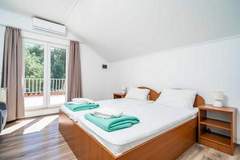 Ferienwohnung - Guest House Daniela - Superior Double Room with Sea View - SOBA 6 - Ferienunterkunft in Mlini (2 Personen)