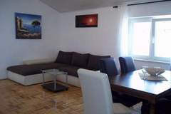 Ferienwohnung - Apartment Sunshine - Two Bedroom Apartment with Sea View - Ferienunterkunft in Dubrovnik (4 Personen)