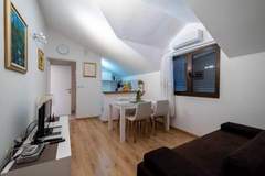 Ferienwohnung - Guest House Kono - One-Bedroom Apartment with Patio and Sea View - Marka Gjaje Street - Ferienunterkunft in Dubrovnik (4 Personen)